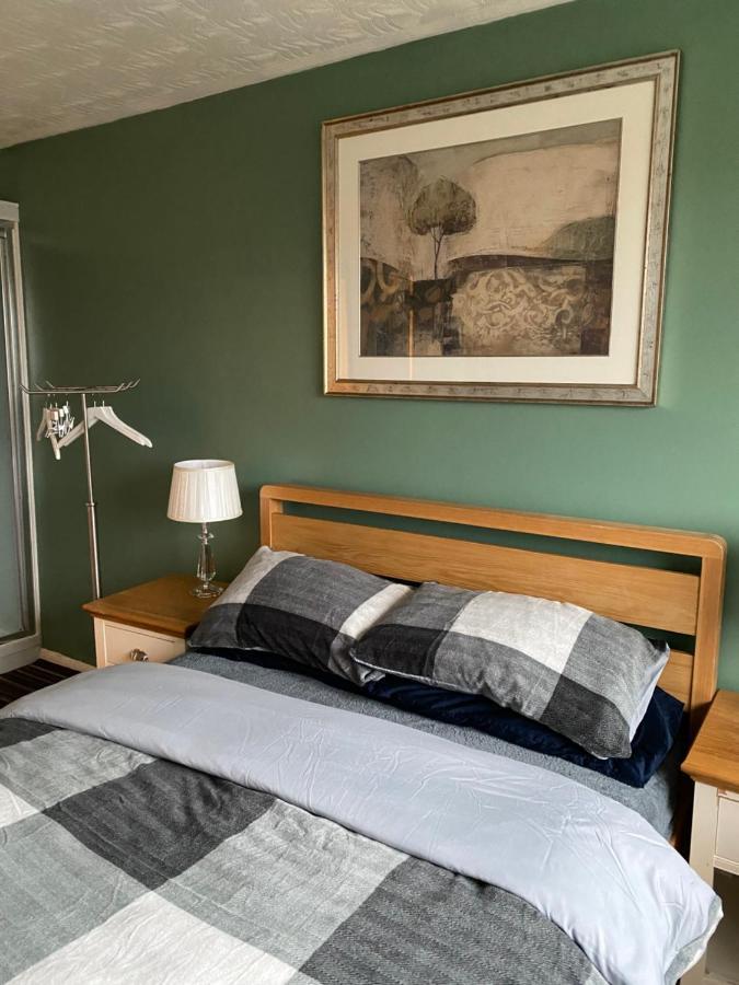 1 Luxurious Double Bedroom With Private Shower Reading Exteriér fotografie